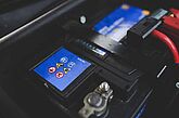 Nahaufnahme einer Auto-Batterie